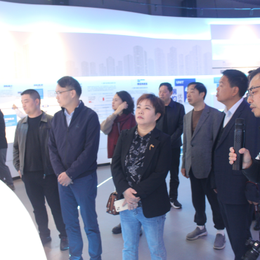 湖北黄冈市建材类企业参观团莅临博那德科技考察交流